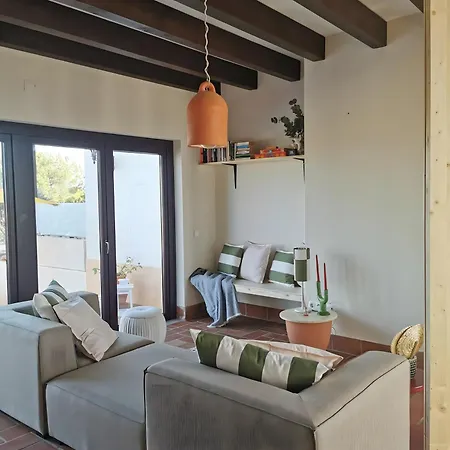 Villa Laguna - Charmy