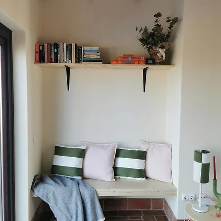 Laguna - Charmy Moncarapacho